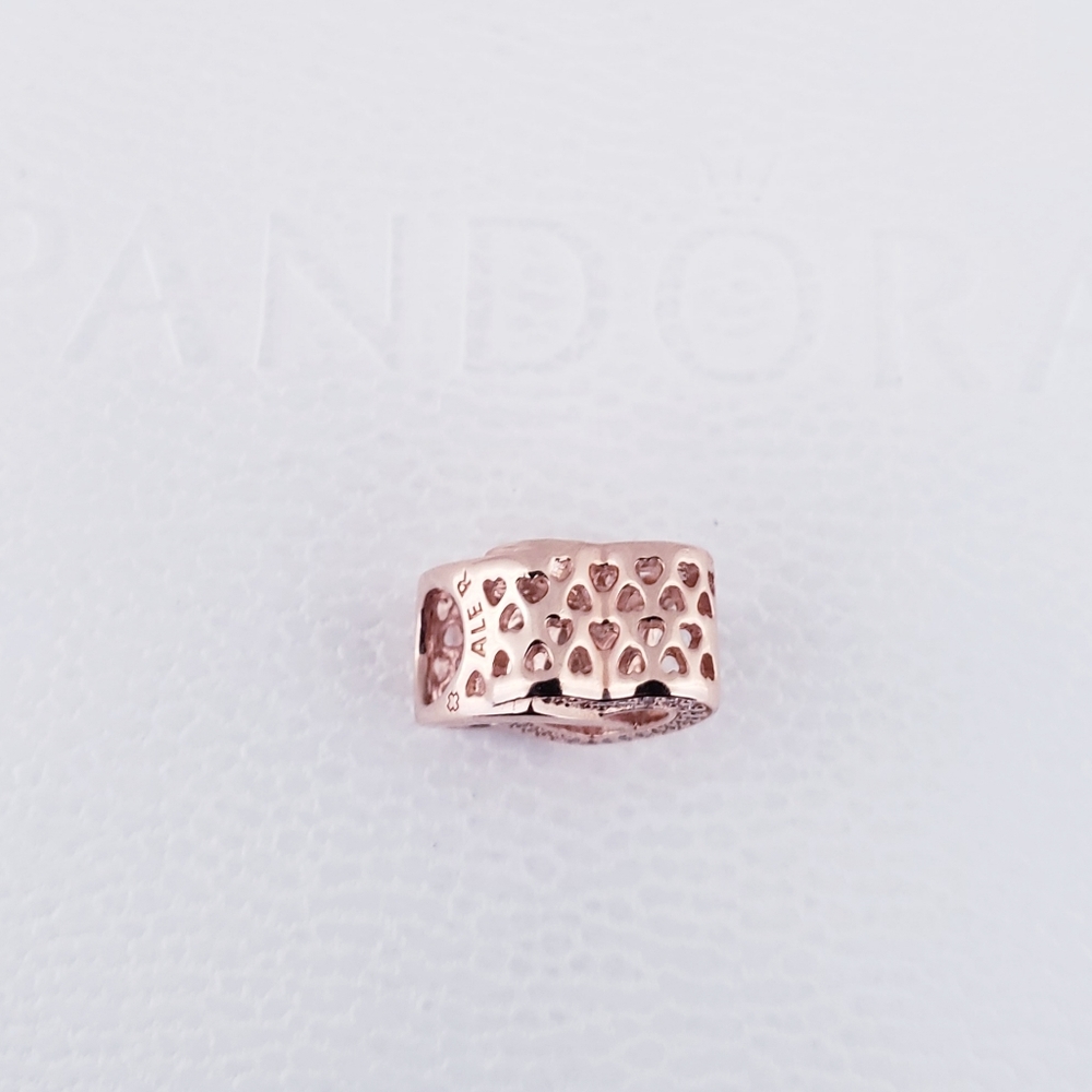 ❤️Authentic Pandora ⭐️RETIRED⭐️ ROSE LOVE CHARM - Picture 3 of 4